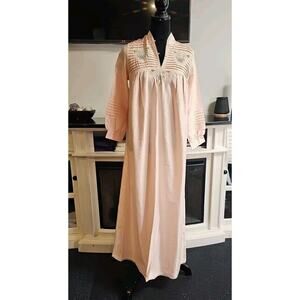 Corhan Noumair Nightgown Womens Small Vintage Pink Long Full Length Satiny Lace